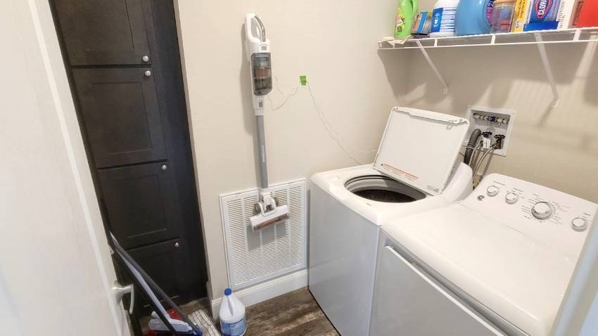 344 Siberian Cypress Circle a Winter Haven, FL Mobile or Manufactured Home for Sale